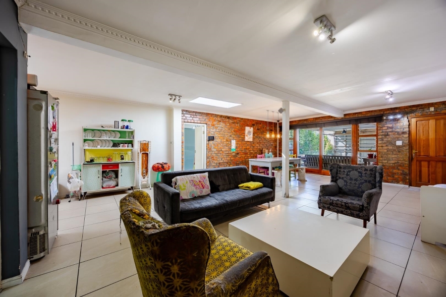 6 Bedroom Property for Sale in Woodstock Western Cape